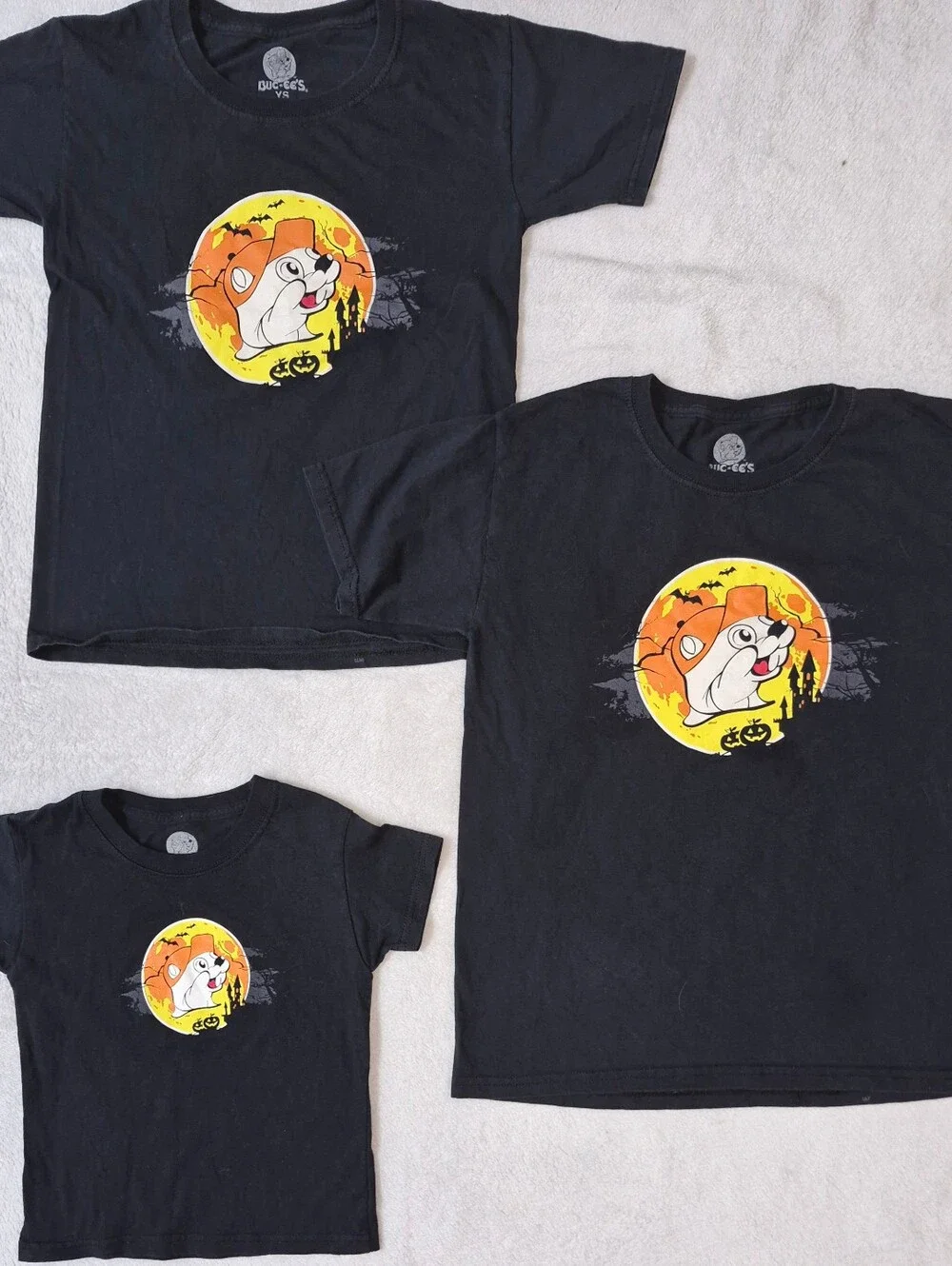 Buc-ee's Kids Halloween Shirts Lot Matching Sibling Set 2T Youth S Youth M